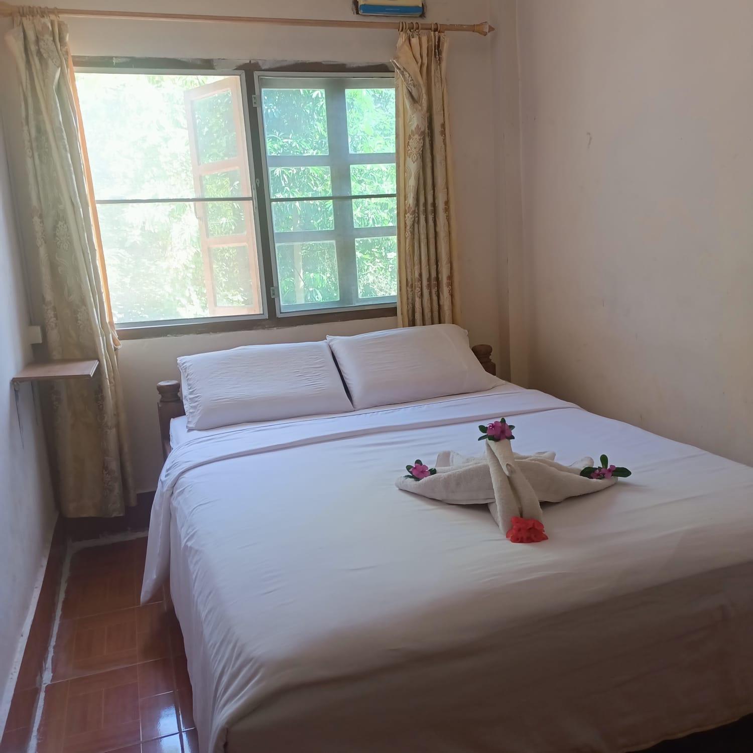 Phonephithak Guesthouse Muang Pakbèng Dış mekan fotoğraf