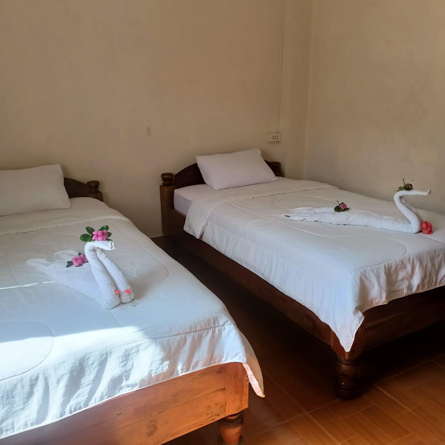 Phonephithak Guesthouse Muang Pakbèng Dış mekan fotoğraf