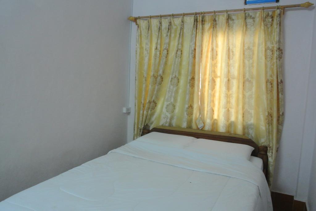 Phonephithak Guesthouse Muang Pakbèng Dış mekan fotoğraf