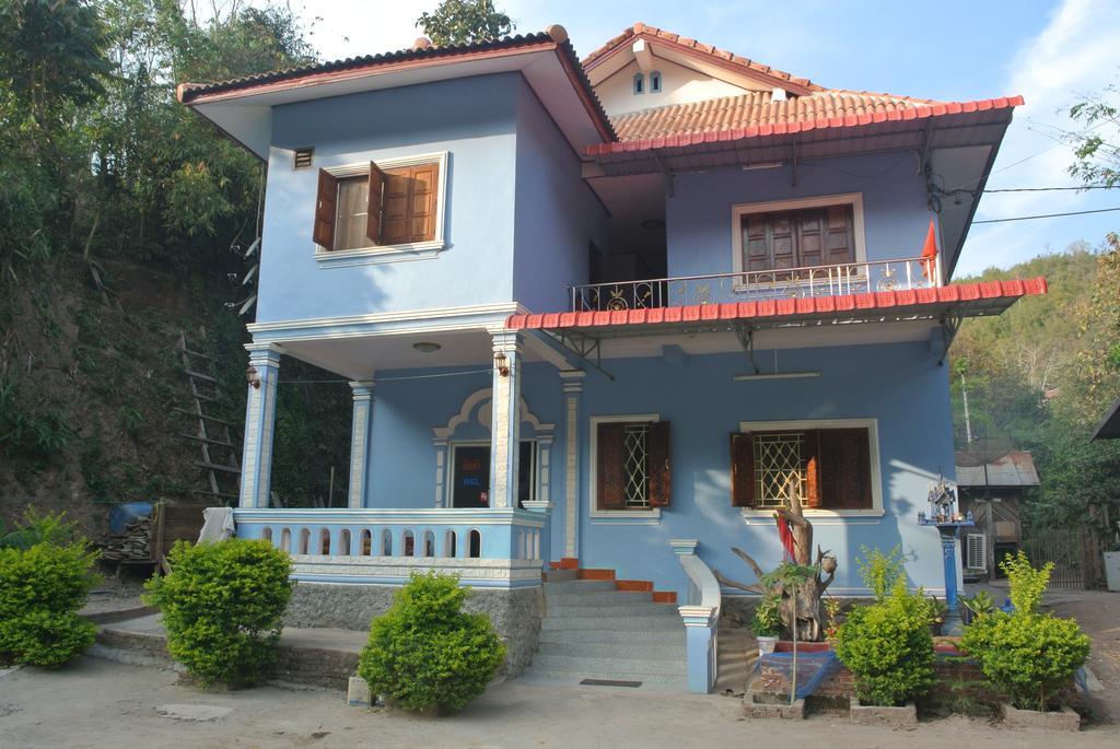 Phonephithak Guesthouse Muang Pakbèng Dış mekan fotoğraf