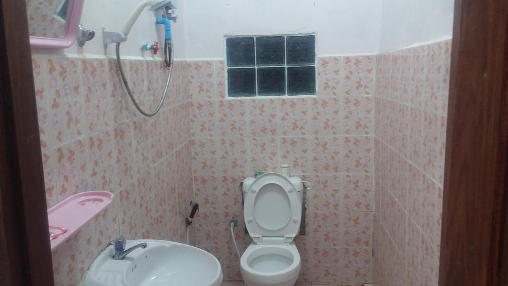 Phonephithak Guesthouse Muang Pakbèng Dış mekan fotoğraf
