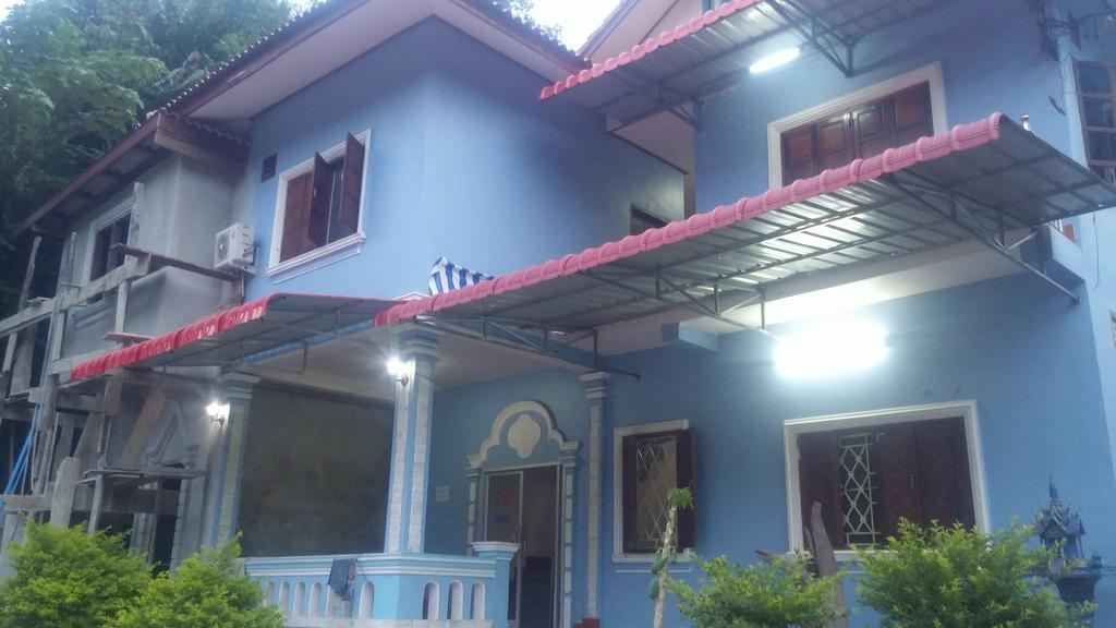 Phonephithak Guesthouse Muang Pakbèng Dış mekan fotoğraf