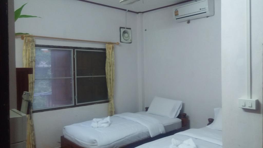 Phonephithak Guesthouse Muang Pakbèng Dış mekan fotoğraf